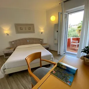 Inn Degli Artisti **
